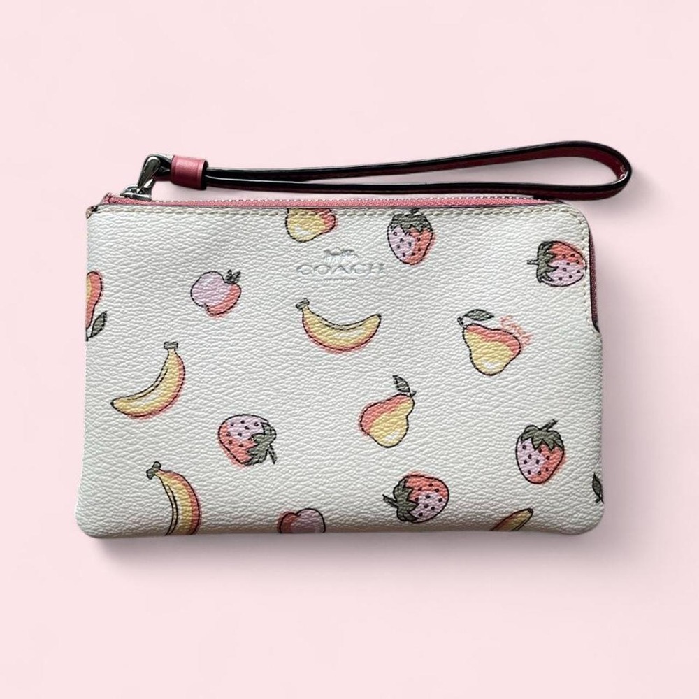 Coach White Wristlet Fruit Print Strawberries Bananas Cutesy Coquette Limited Ed
